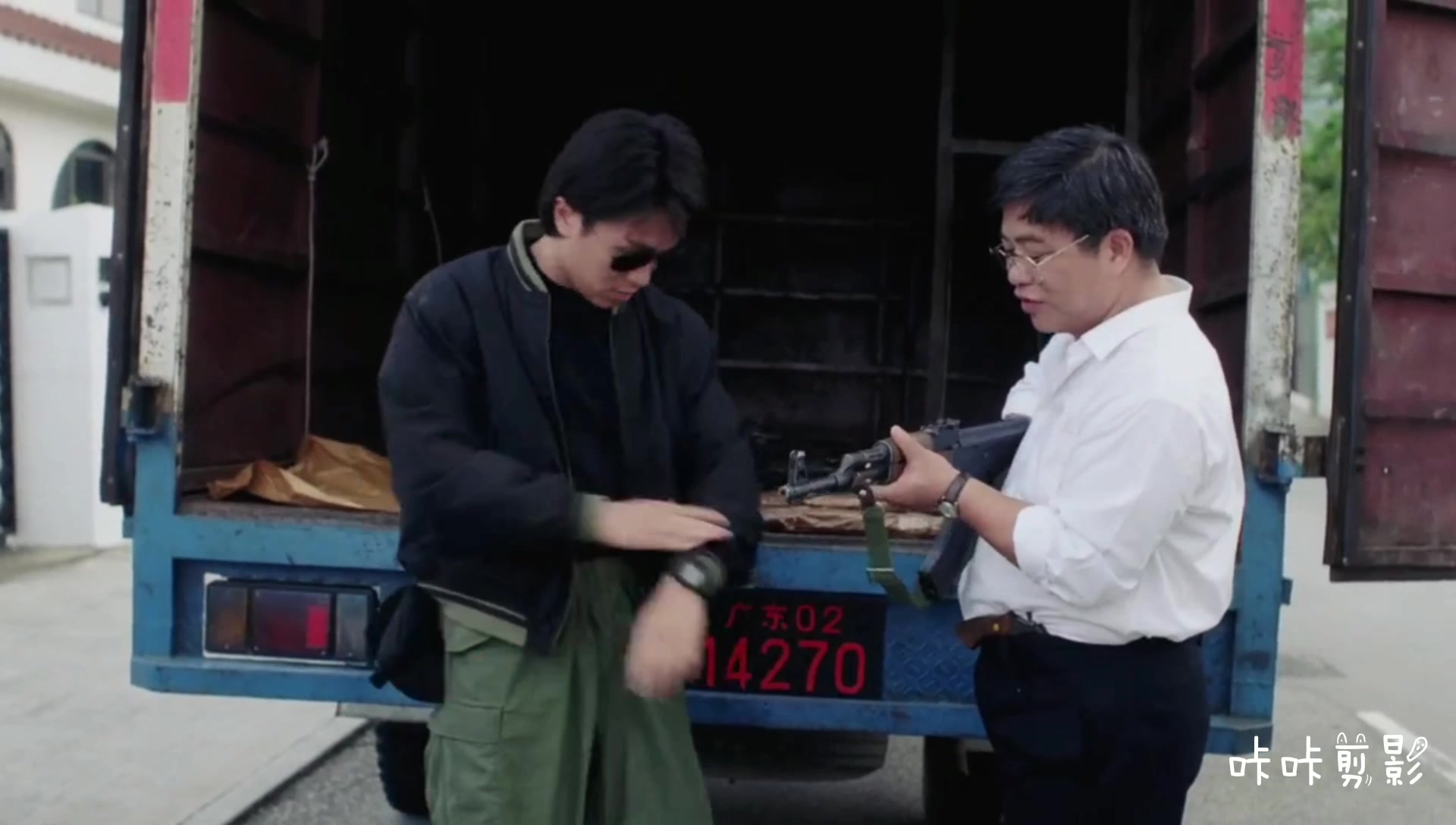 逃学威龙:局长拿上级身份吓他,星爷鸟都不鸟他