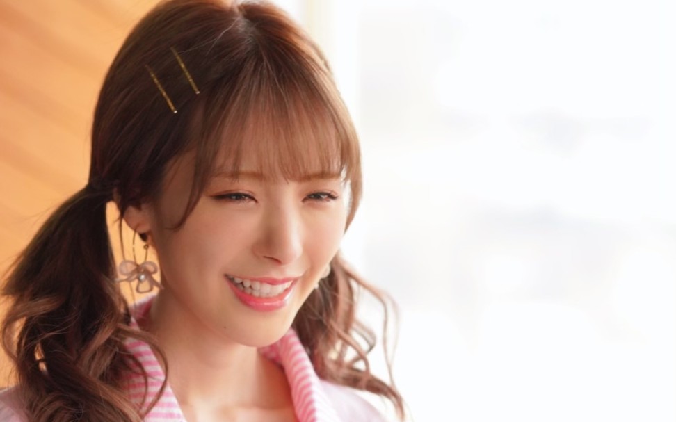 桃乃木香奈卖萌_哔哩哔哩_bilibili