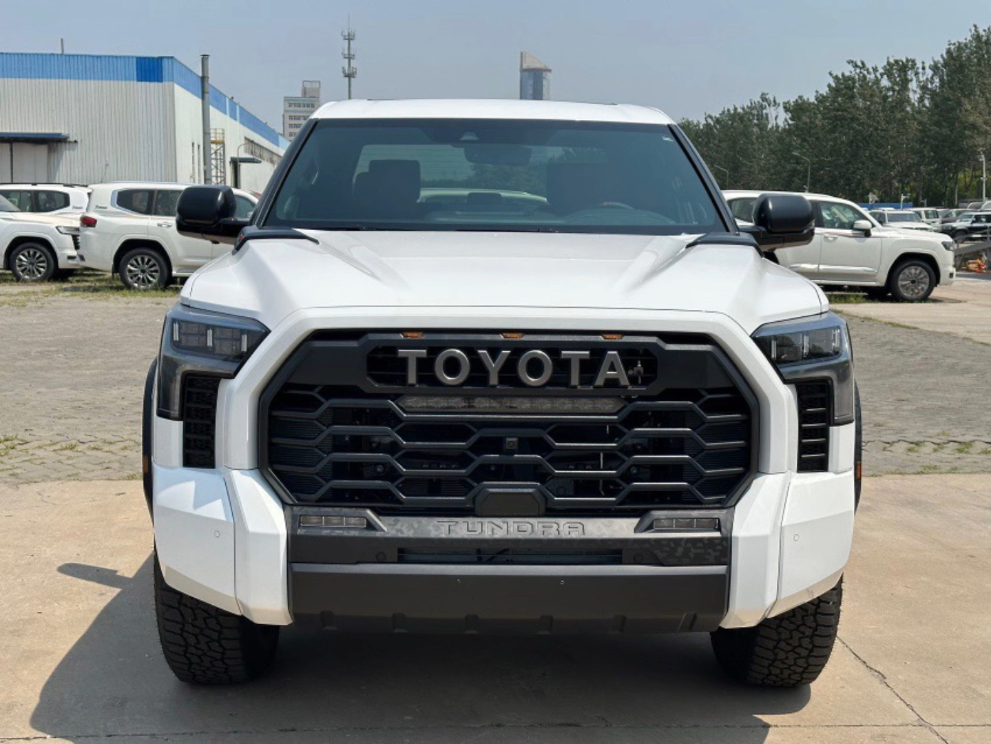 坦途 24款 3.5t 混动 ltd trd pro