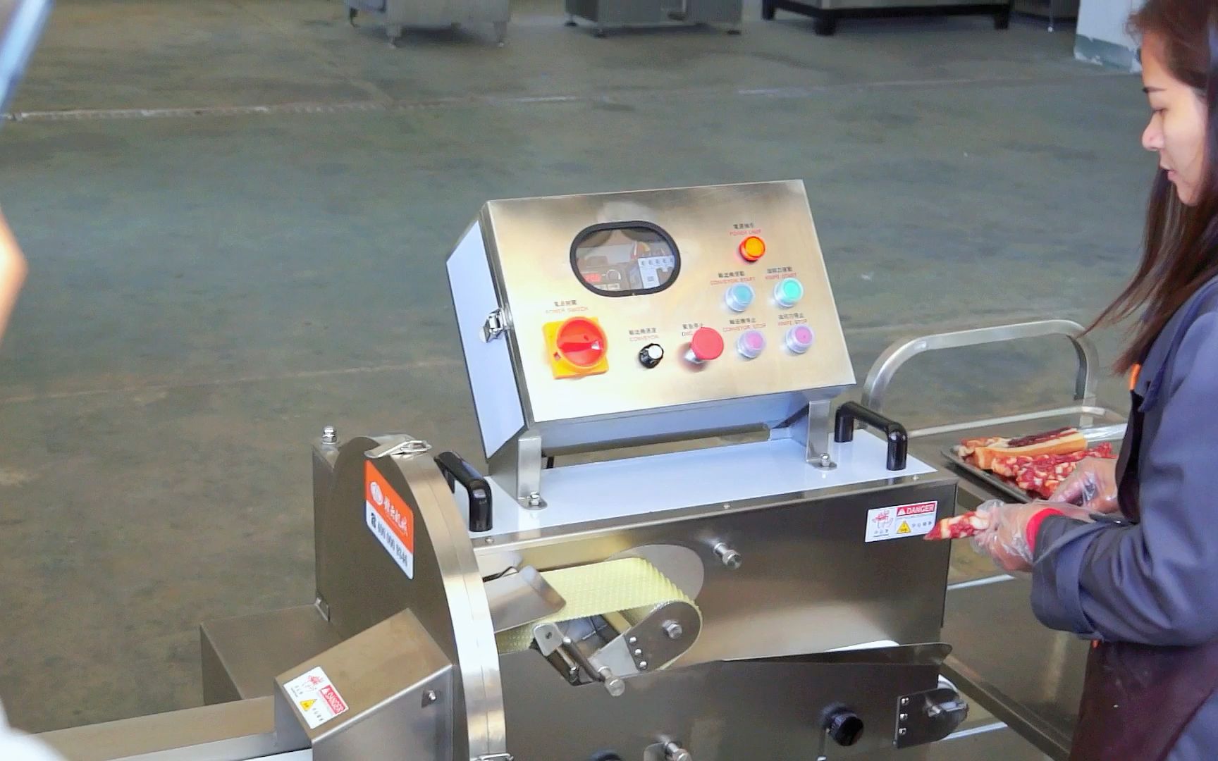 变频自动化熟肉切片机加工切香肠,多功能切香肠片设备