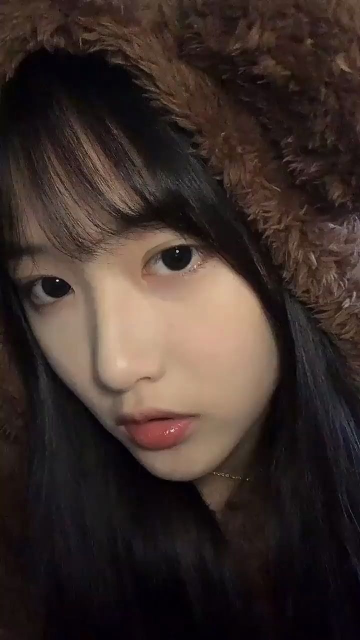 美丽,可爱的小姐姐视频合集; part (16)