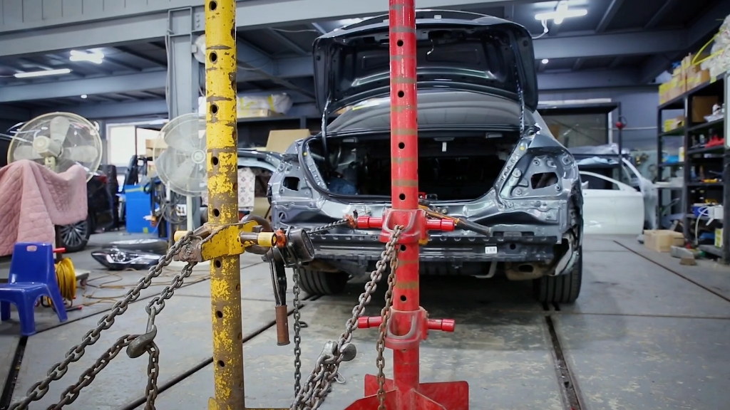 汽车钣金修复之地八卦