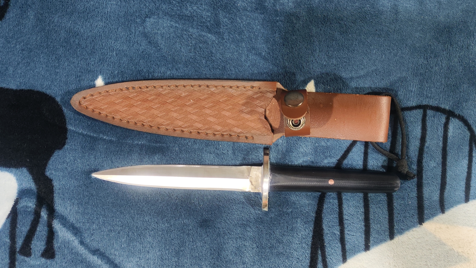 大马猴 fs双刃 战术刀 格斗刀 磨了一下手柄