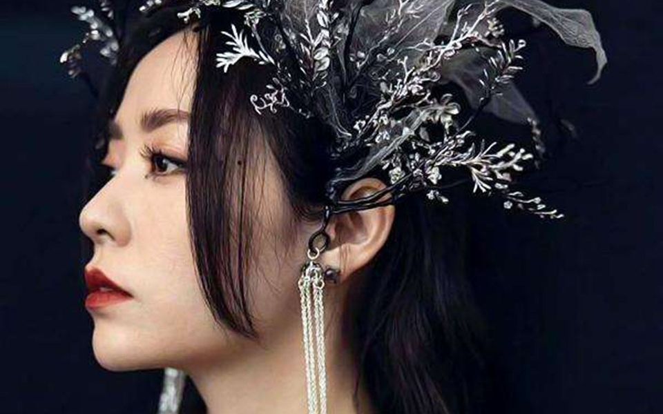 张靓颖千百度画心live