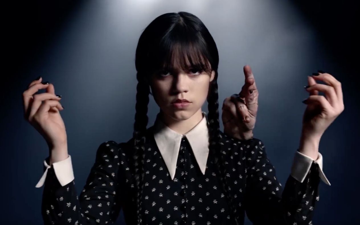 蒂姆伯顿"亚当斯一家"衍生剧《星期三》中字先导预告