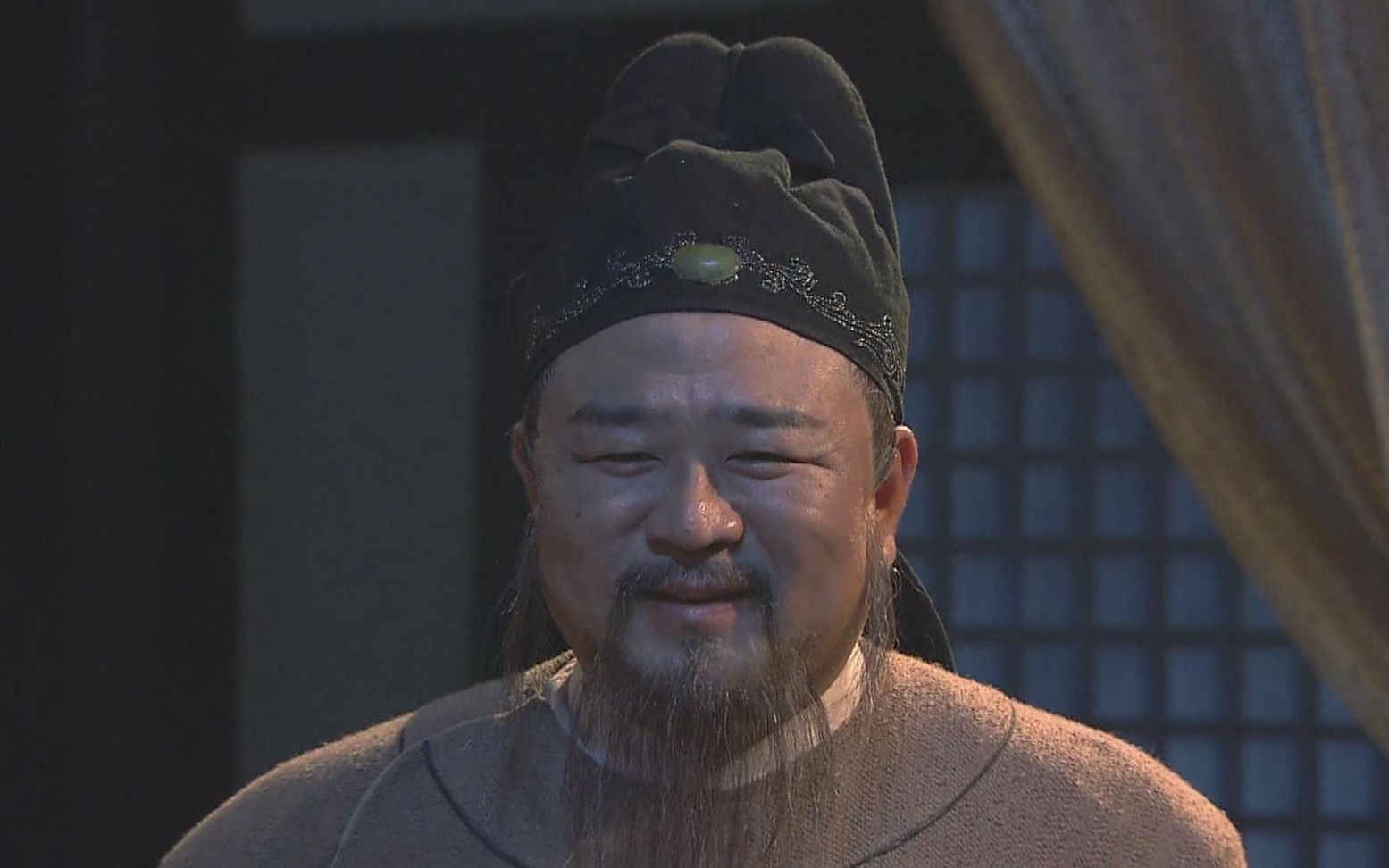 狄仁杰一句话没说,一个"普通"的笑容就让刺史大人立马认错_哔哩哔哩