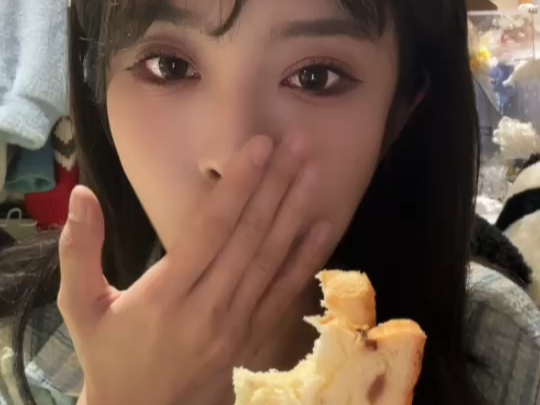 snh48-杨冰怡_找你们玩一会