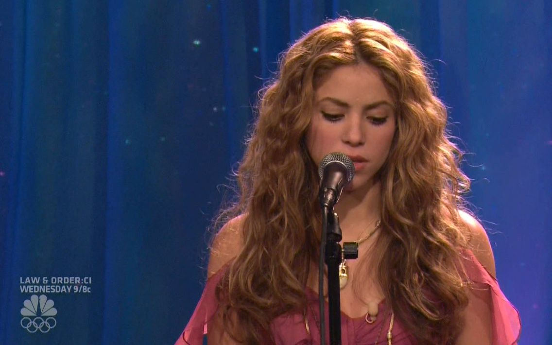 霍乱时期的爱情主题曲shakiradespedidalive2008thetonightshow