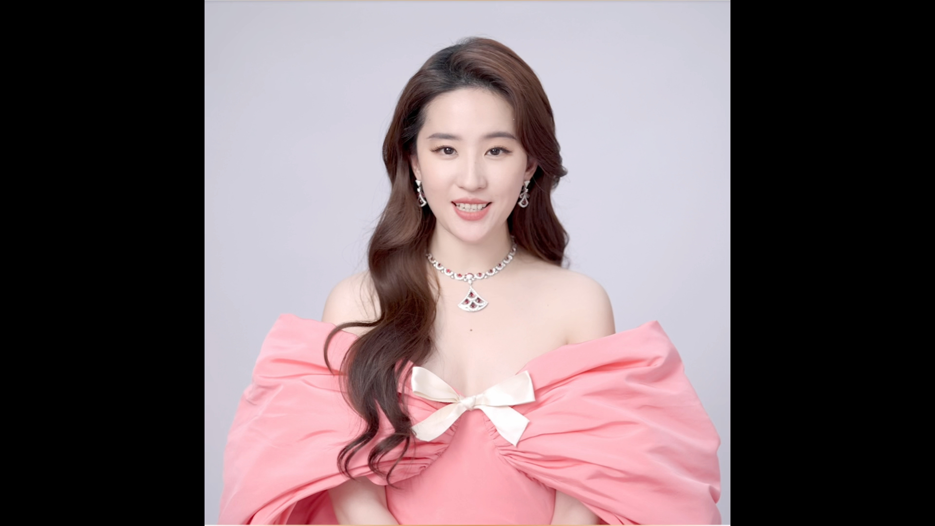 【刘亦菲】时尚cosmo三十周年