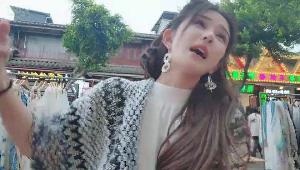 [高清].[户外].[华星-皮皮宝宝【925】].