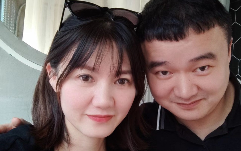 孙浩宇过生日,神秘美女献唱送祝福,当场举报象棋大师并下达命令