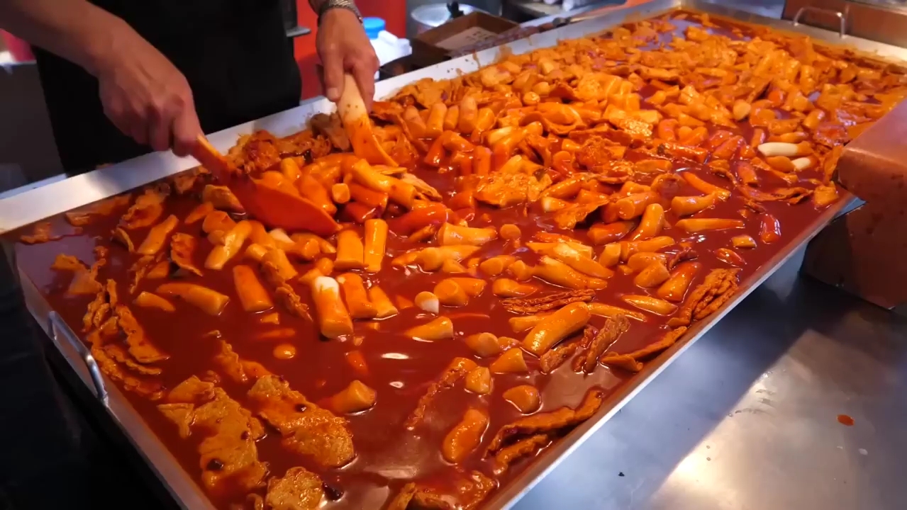 [韩国街头小吃]惊人的辣,最佳辣炒年糕