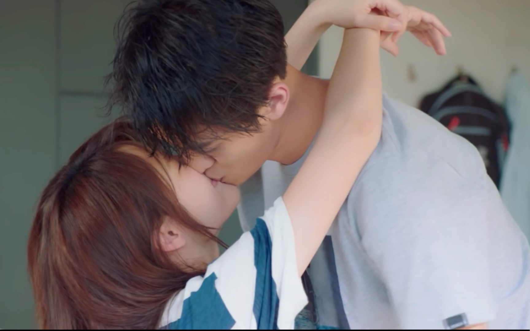 【李向哲&吴心缇/纯欲向】这tm才是吻戏!