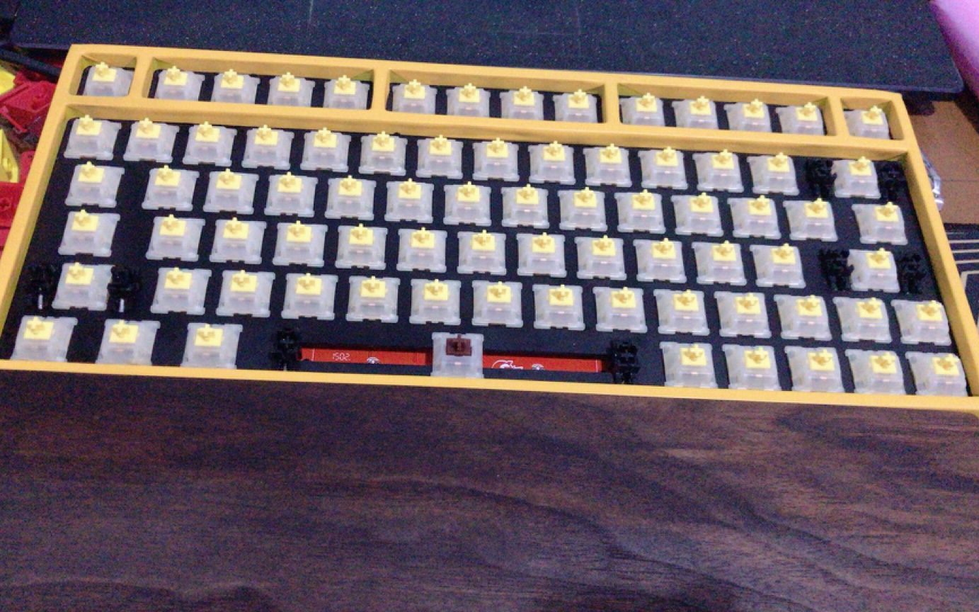 两百不到的平民客制化78配列小鲸鱼g黄试打