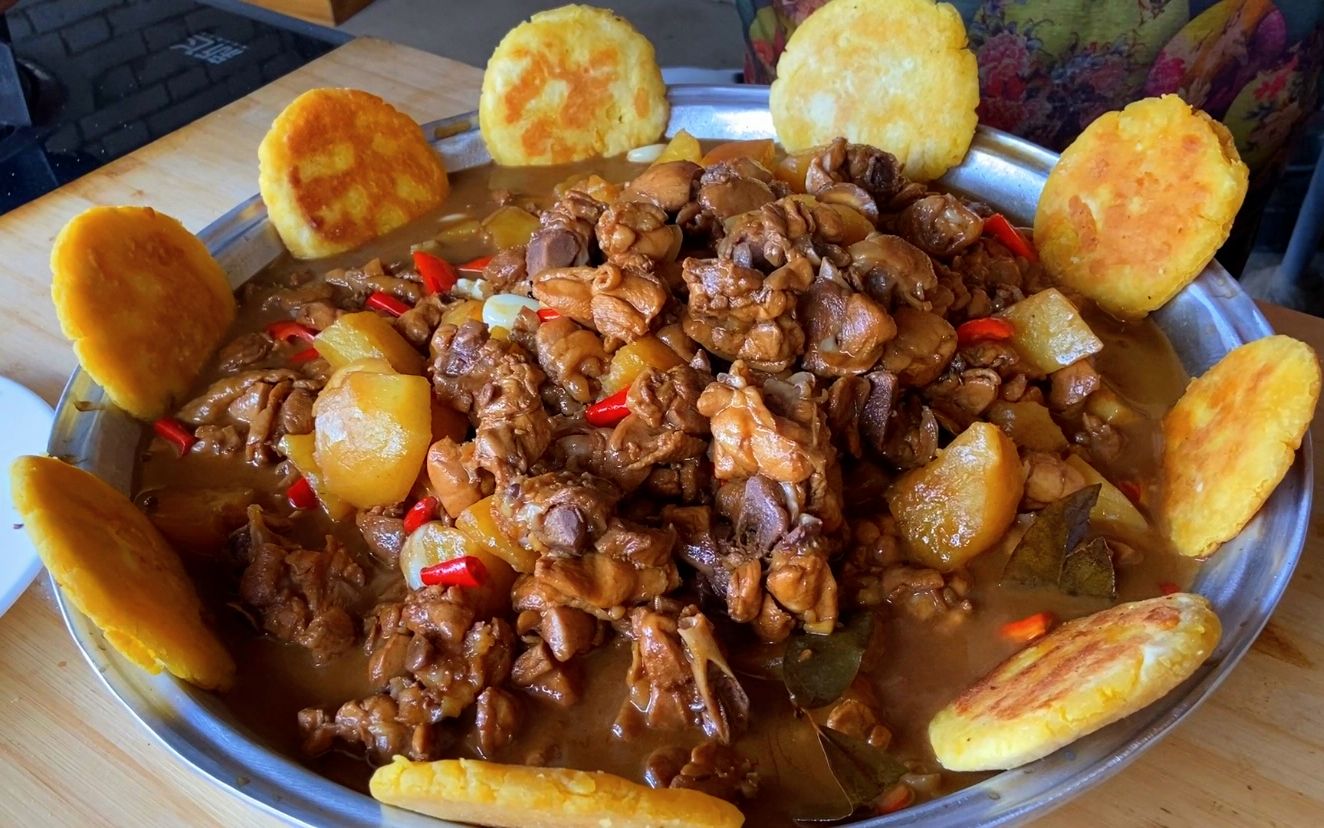 香饼酱香炒鸡从不外传,光酱料都几十种,好吃到爆