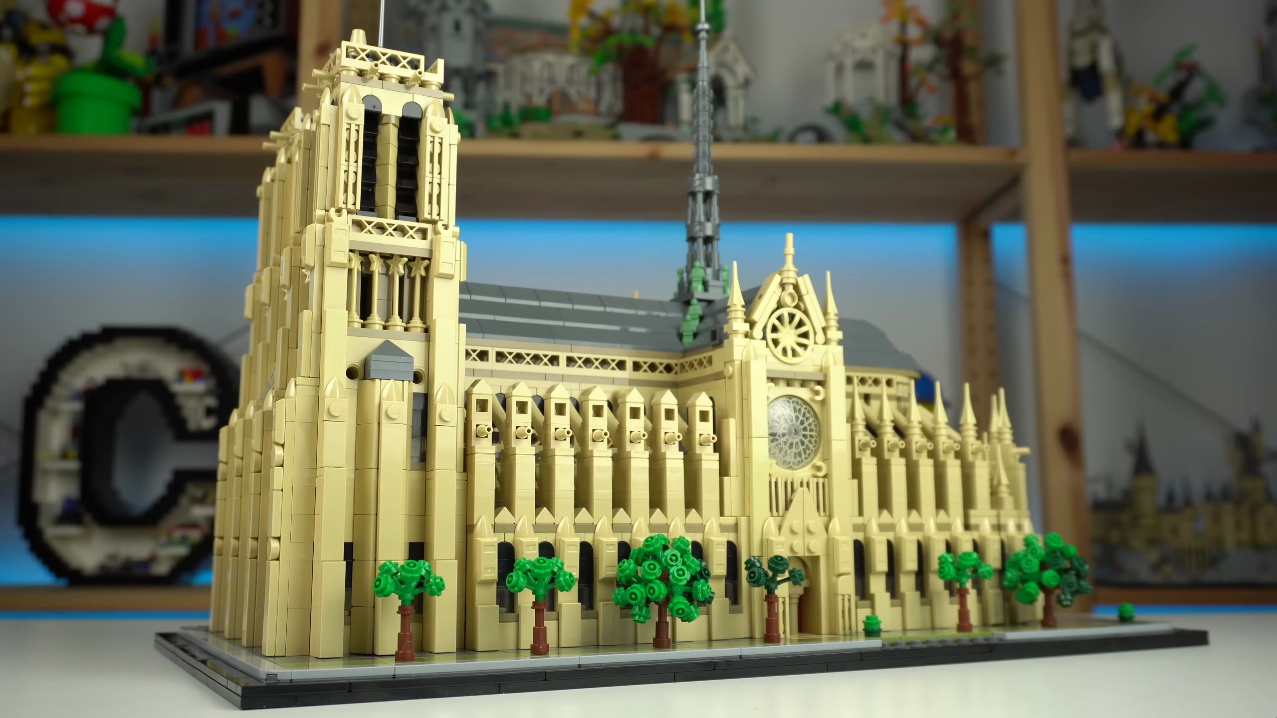 乐高巴黎圣母院 notre-dame de paris (21061) 评测