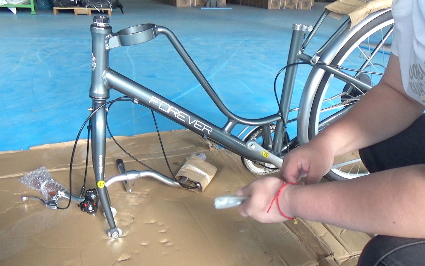 玛奇朵自行车安装方法