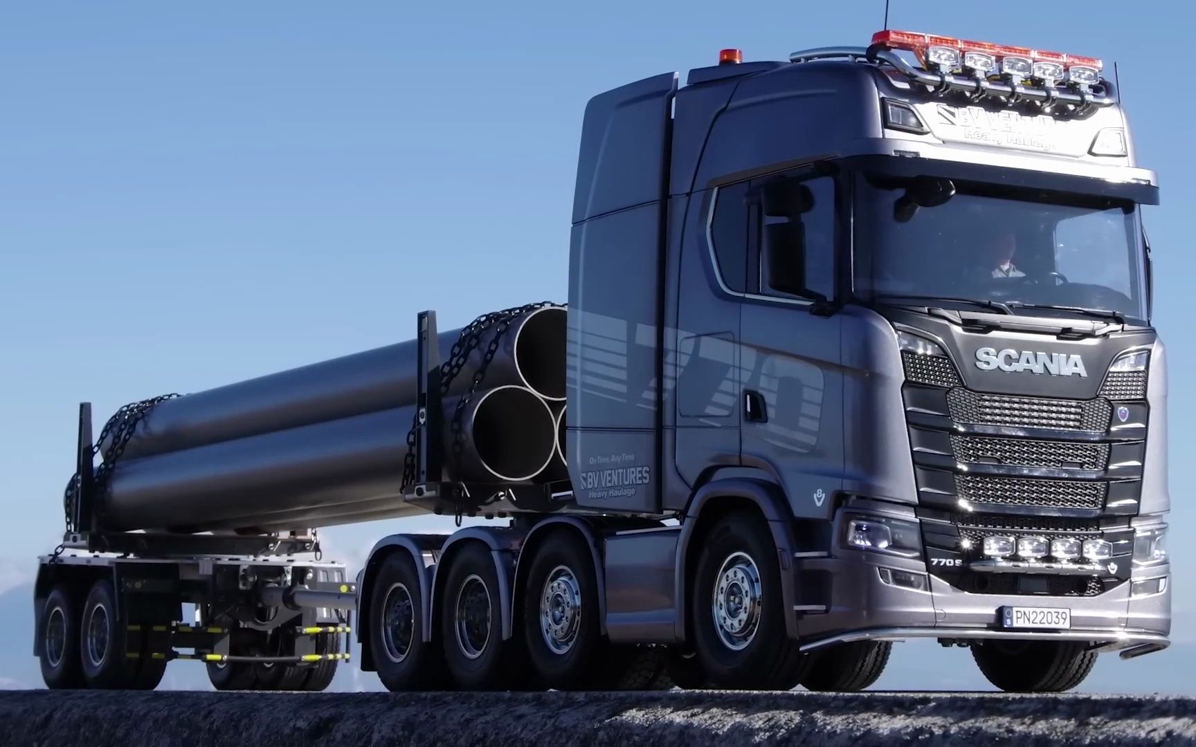 田宫 tamiya 1/14 斯堪尼亚scania 770s 8x4/4遥控拖头卡车56371!