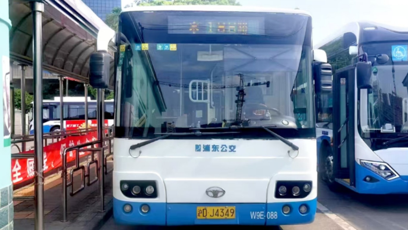 (浦东南汇)上海188路(原张川线)公交车终点站松涛路祖冲之路(张江地铁