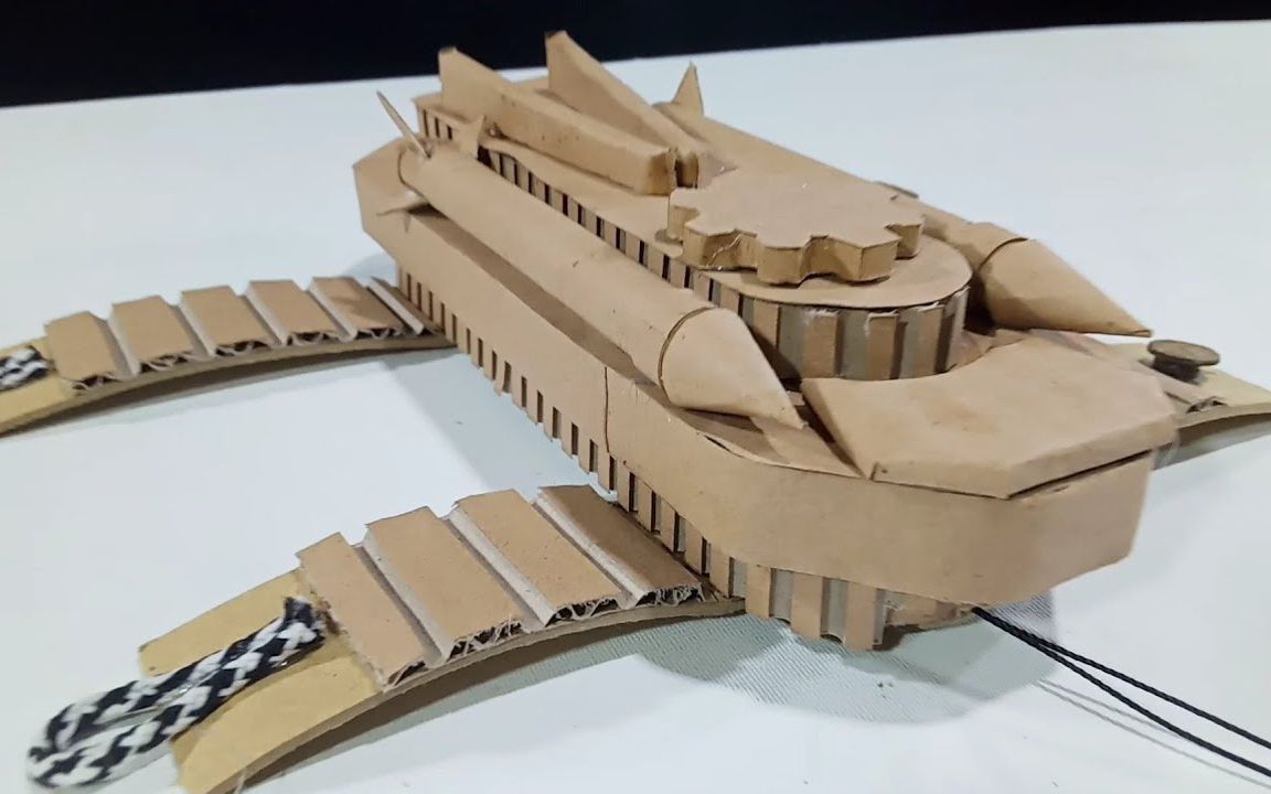 纸板做的蜘蛛丝发射器你见多了那你见过纸板做的硬币发射器吗