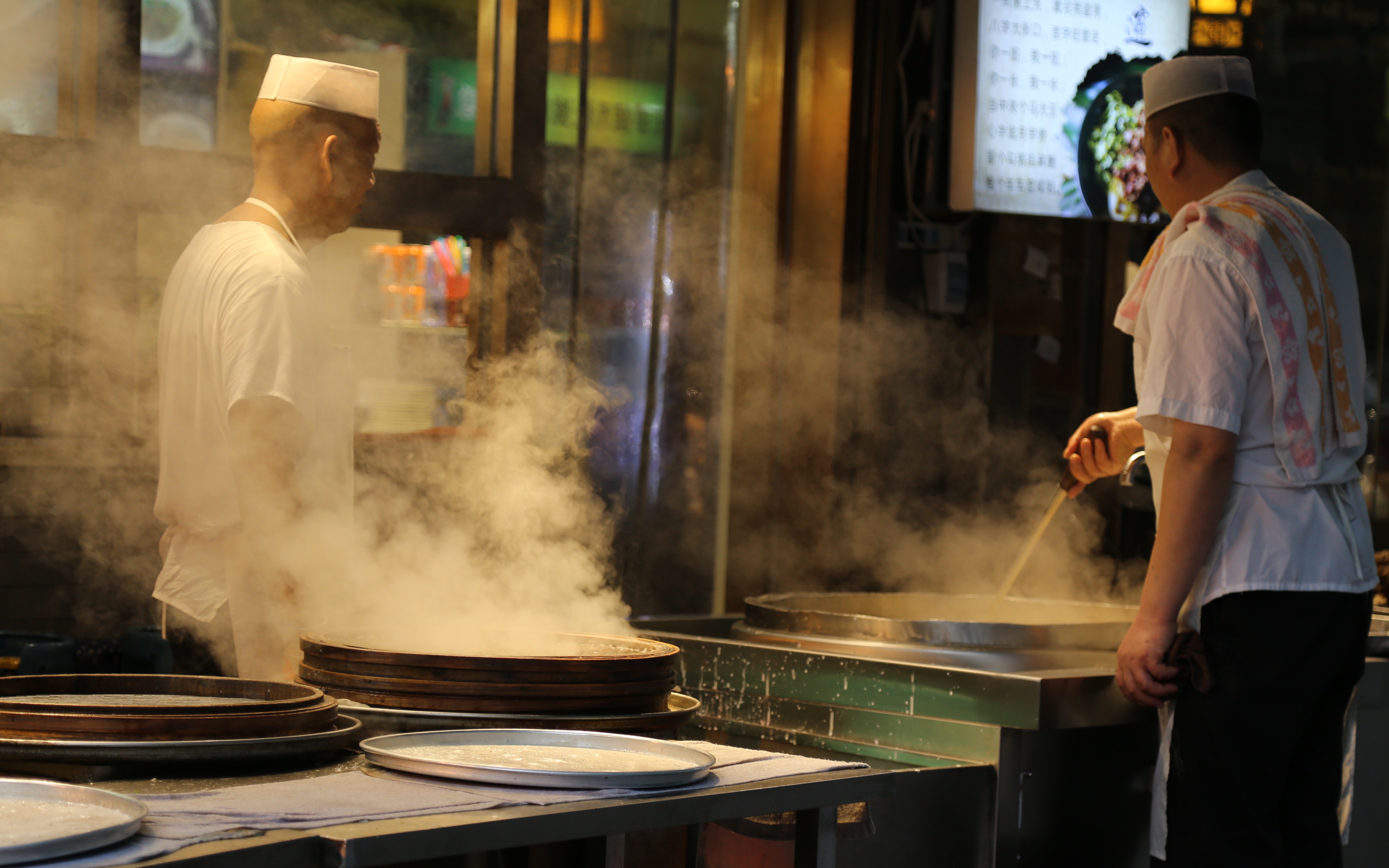 【旅】岁月其实什么也带不走,回民街的市井烟火气儿_哔哩哔哩 (゜-゜)