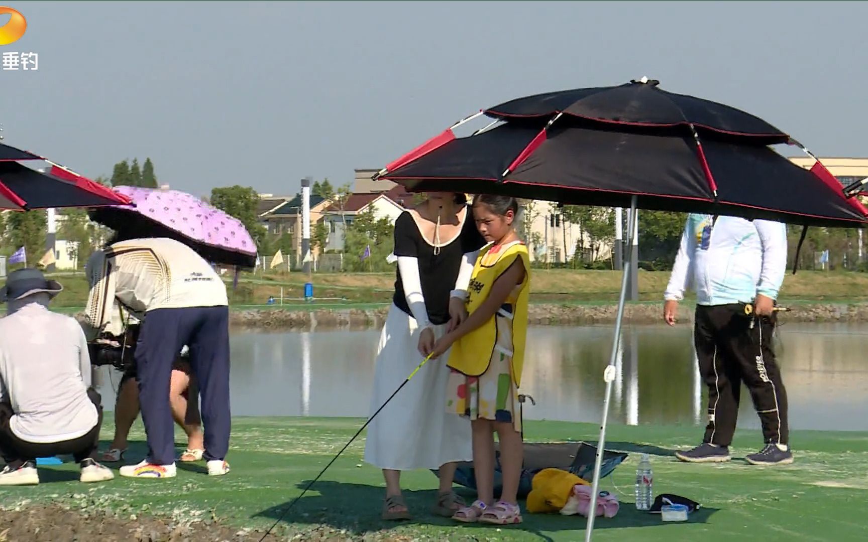 "小小钓鱼家"亲子垂钓赛 体验垂钓乐趣!