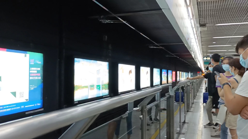 上海地铁2号线江苏路娄山关路区间左侧车窗pov