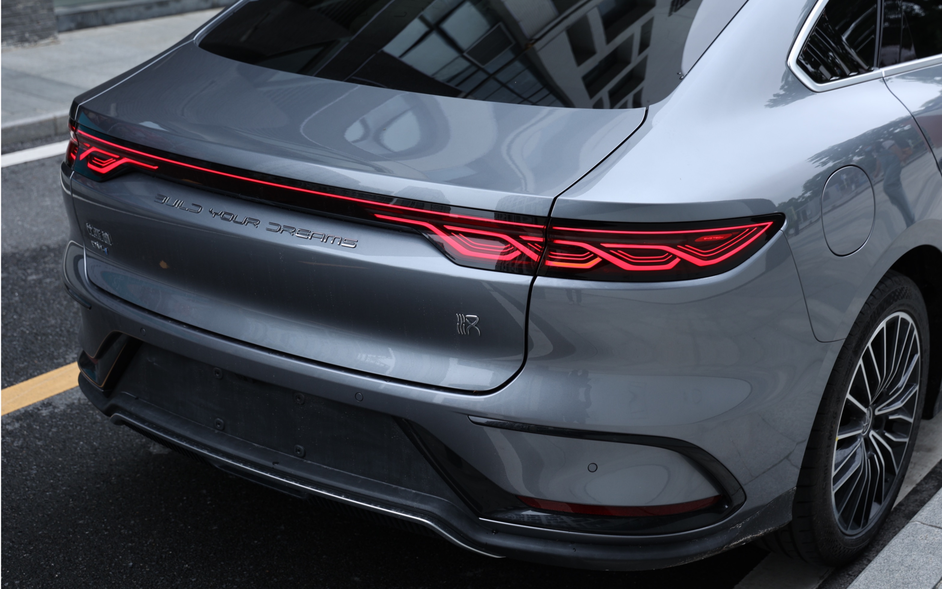 比亚迪汉dmi车窗膜