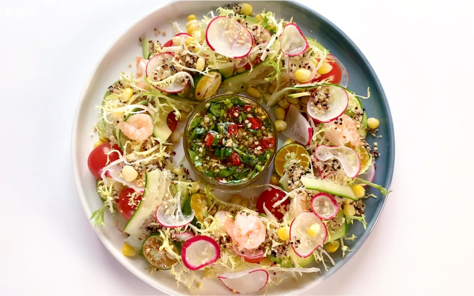 【泰式藜麦牛油果沙拉】夏天少不了健康爽口又开胃的沙拉