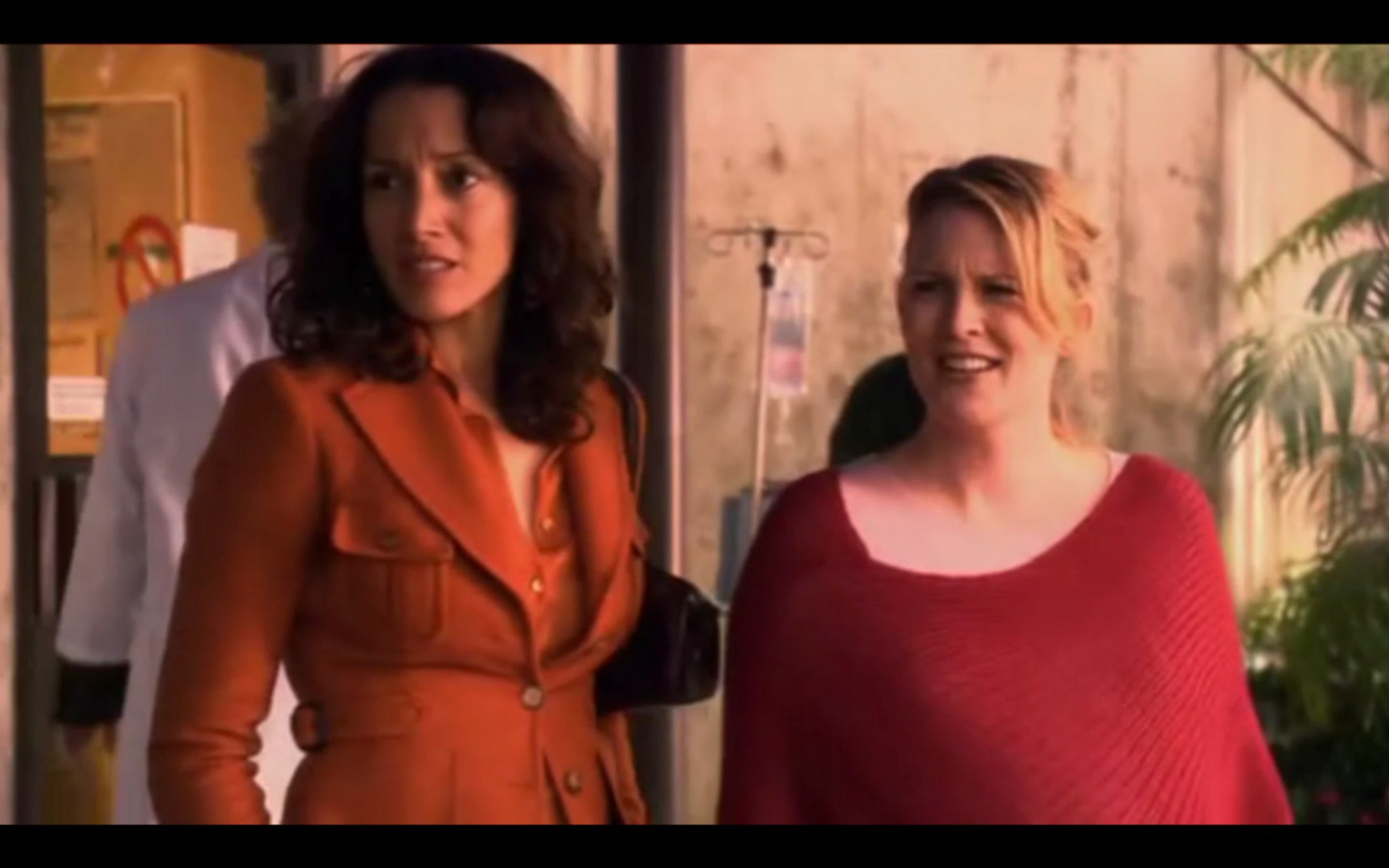 拉字至上tb一起去医院海总来找tina这里两个人一起怼海总还挺好玩都是