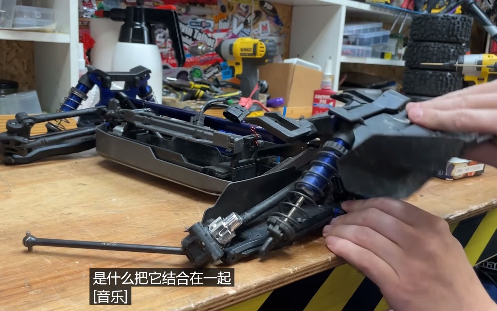 【Kevin系列】This will completely destroy your RC Car  Traxxas Sledge totaled哔哩哔哩bilibili