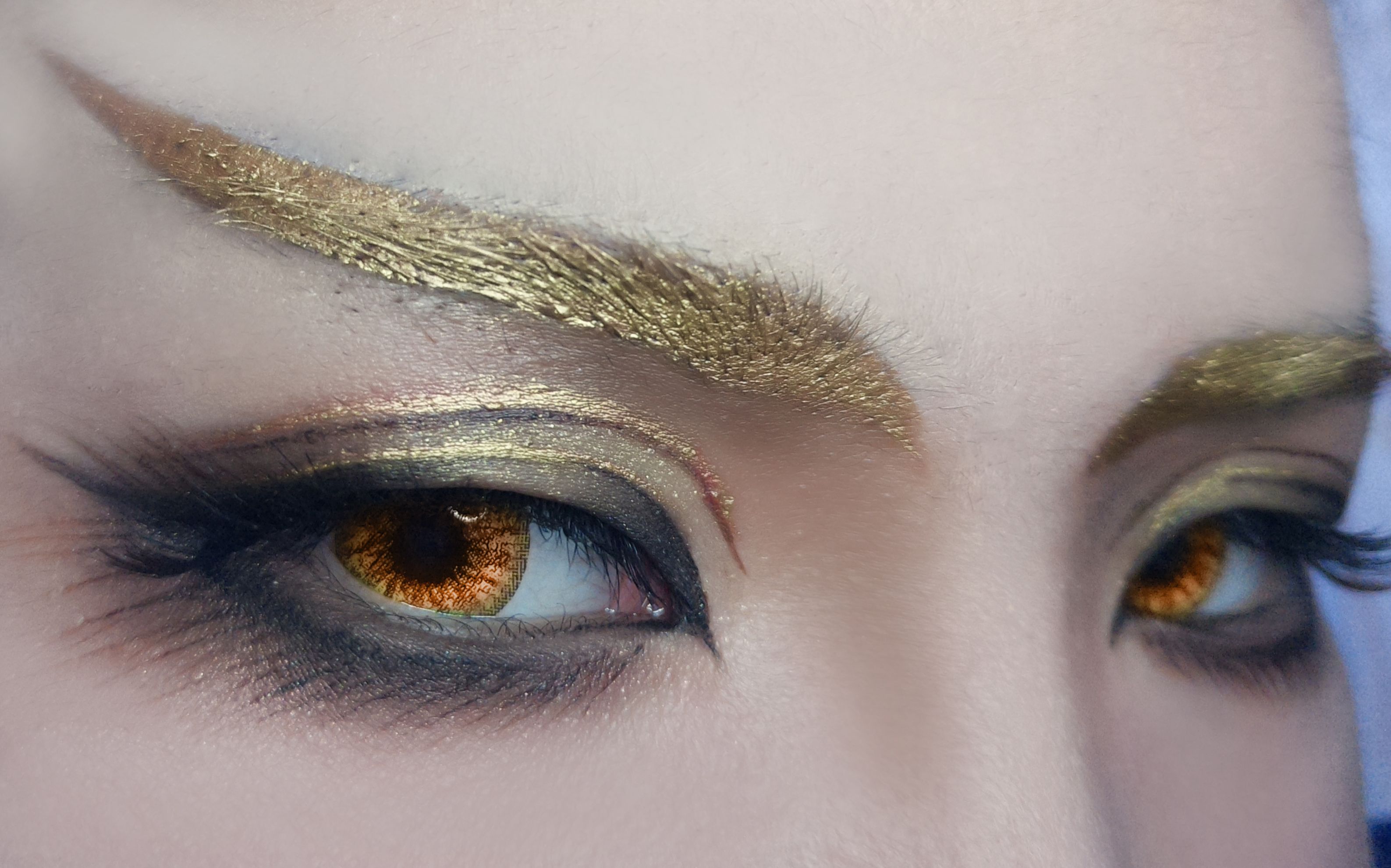 一字铸骨铸谁心骨