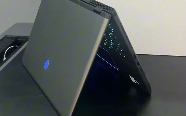 2024,焕新升级 alienware 2024新游戏本上市 m16外星人 外星人AIPC 星人新品开箱哔哩哔哩bilibili