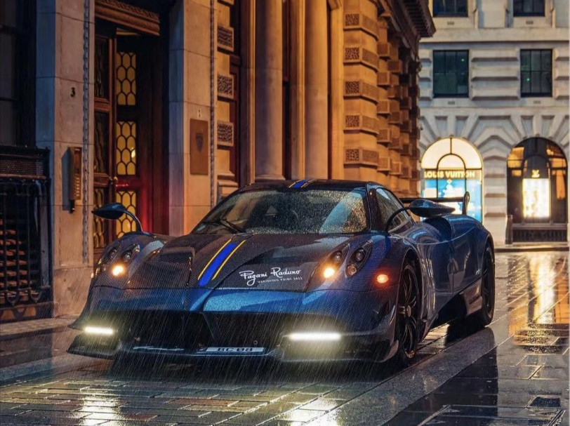 纪念一下mike的帕加尼huayra bc(已售)