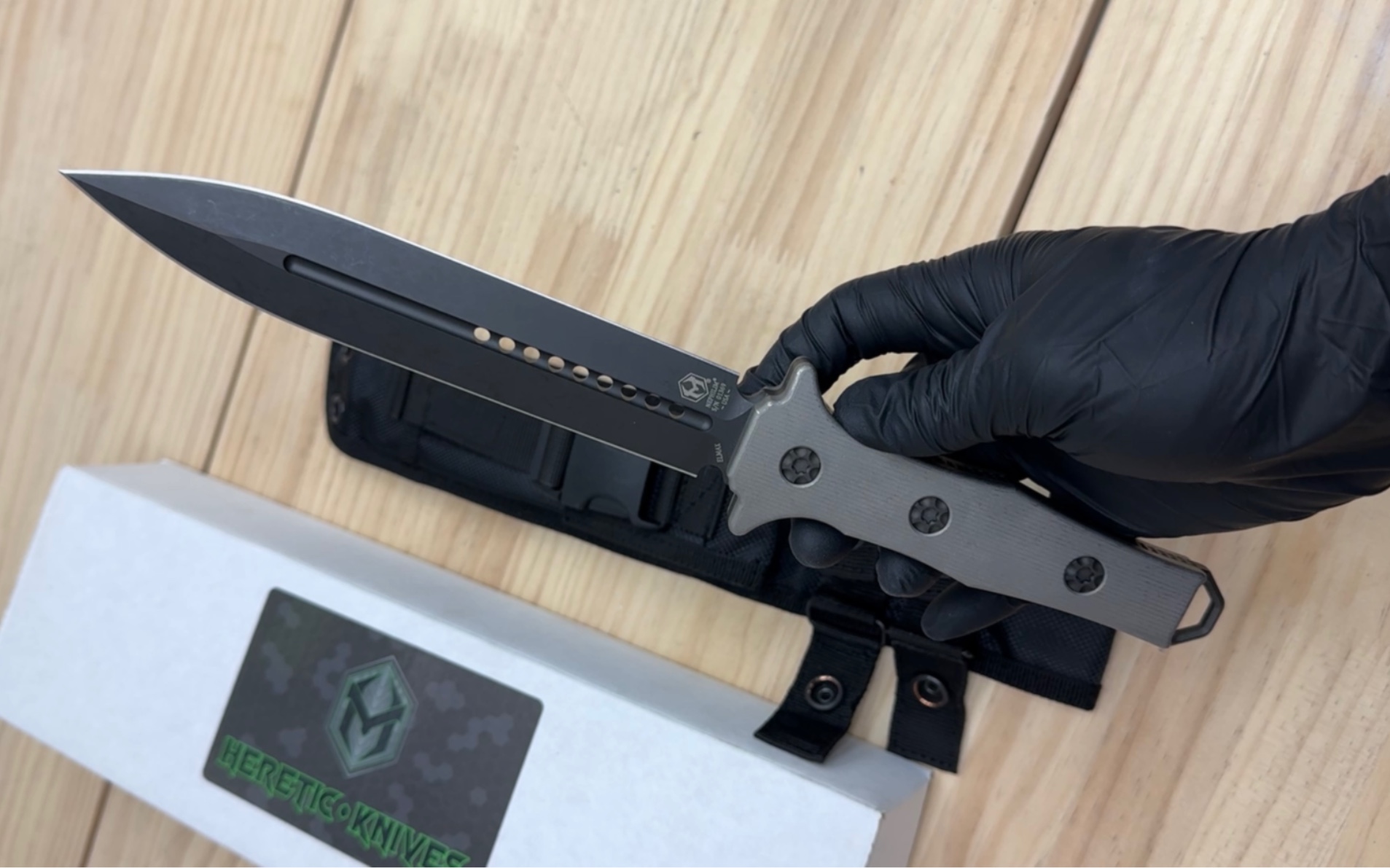 钛合金手柄双刃直刀 微技术安老板安东尼大儿子的品牌 异教徒双刃匕首