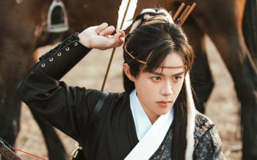 【苏尚卿】鲜衣怒马,少年依旧(这组新照片绝了!)_哔哩哔哩_bilibili