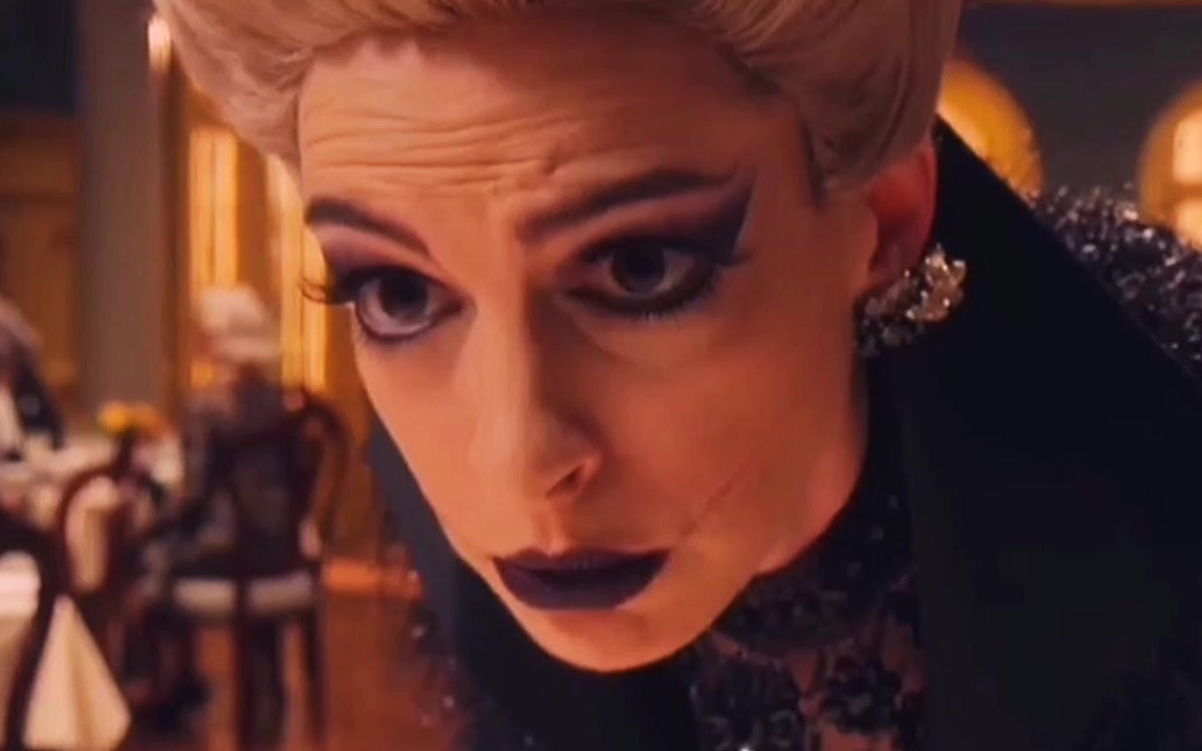 女巫2020:安妮·海瑟薇的小弟们都被变成了她讨厌的老鼠