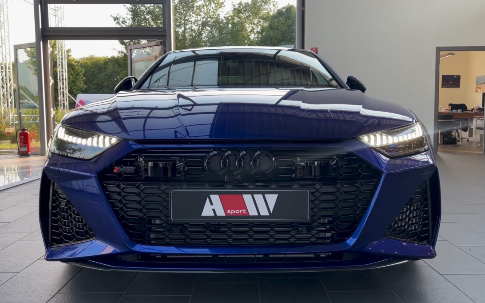 2023款 奥迪rs7 奥迪想要提的早别把少女当做宝 相信富婆一定会给你买