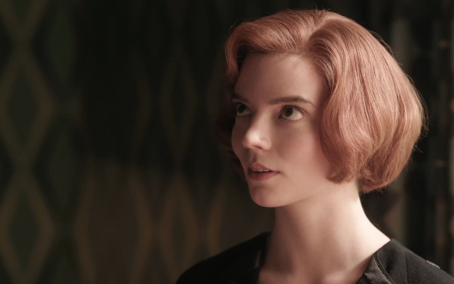 这颜值,不超过10s就收下你的硬币~~~最美女王,女王的棋局,后翼弃兵~女