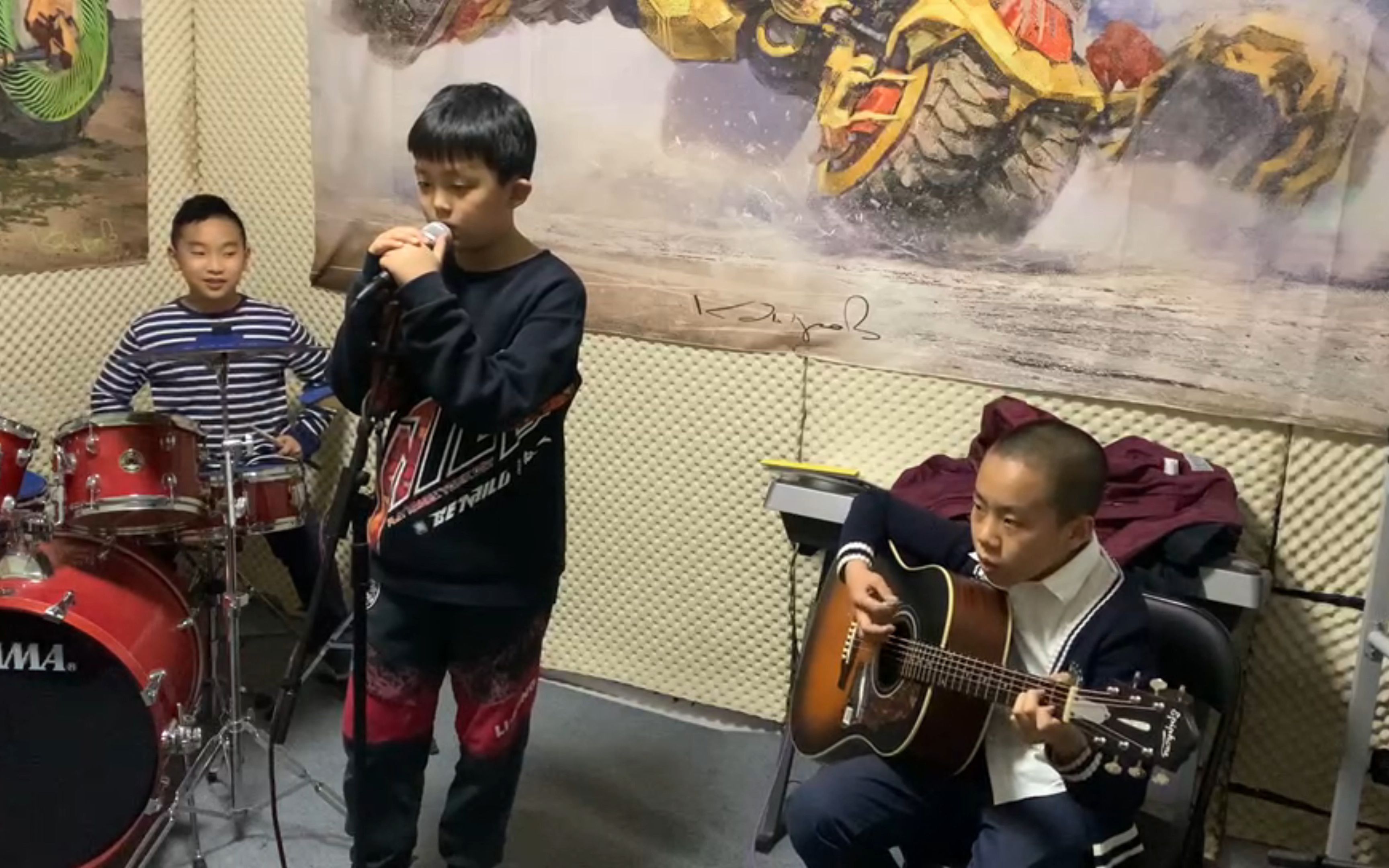 [图]小学生 乐队cover：Greenday Boulevard Of Broken Dreams