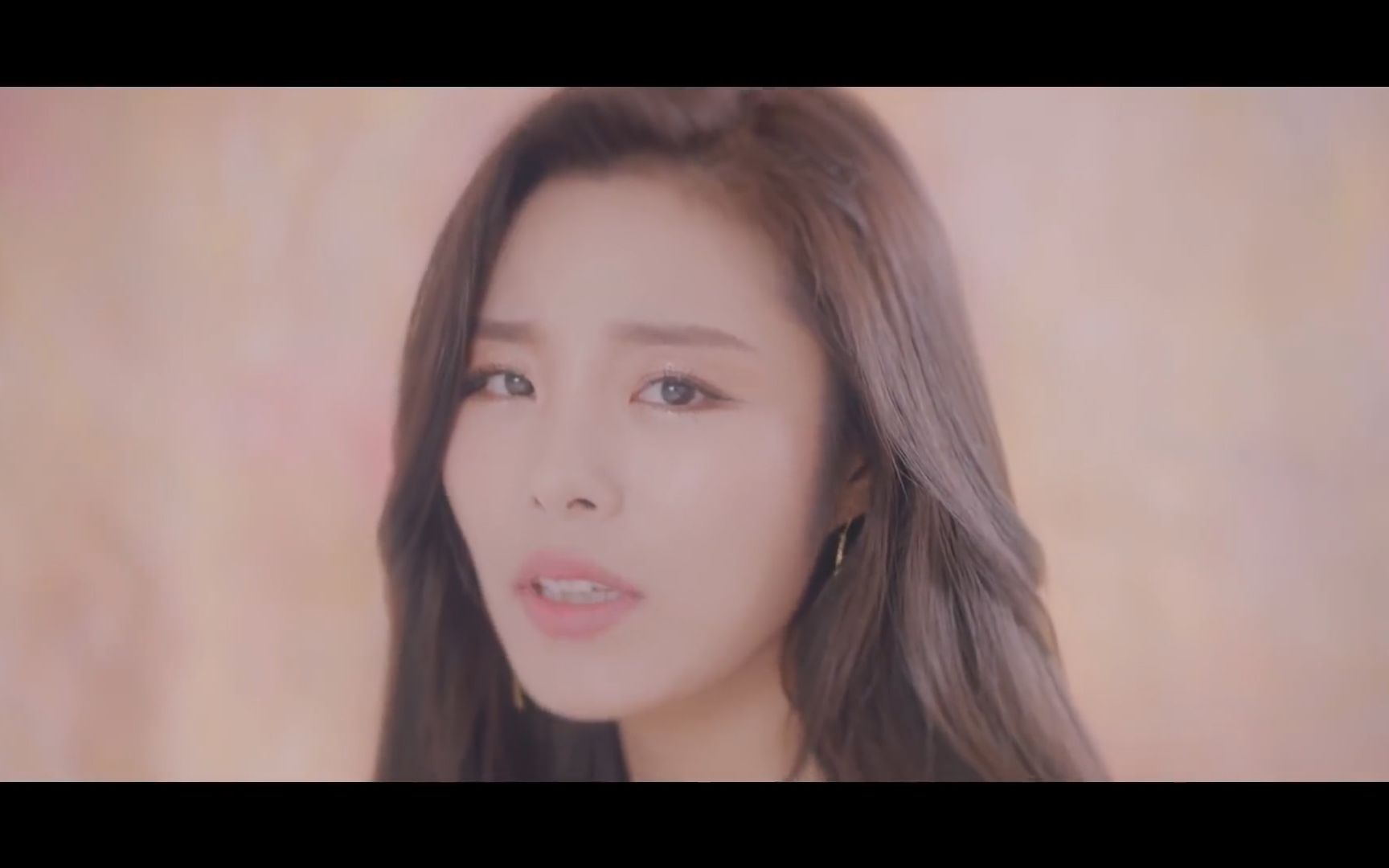 活动  【辉人】全网最清晰丁辉人solo2mv戴上耳机品一品