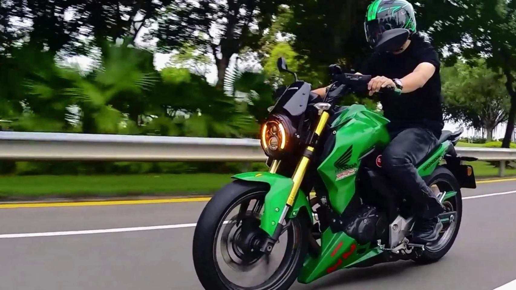 本田cbf190r绿色版本 半复古半街车风格