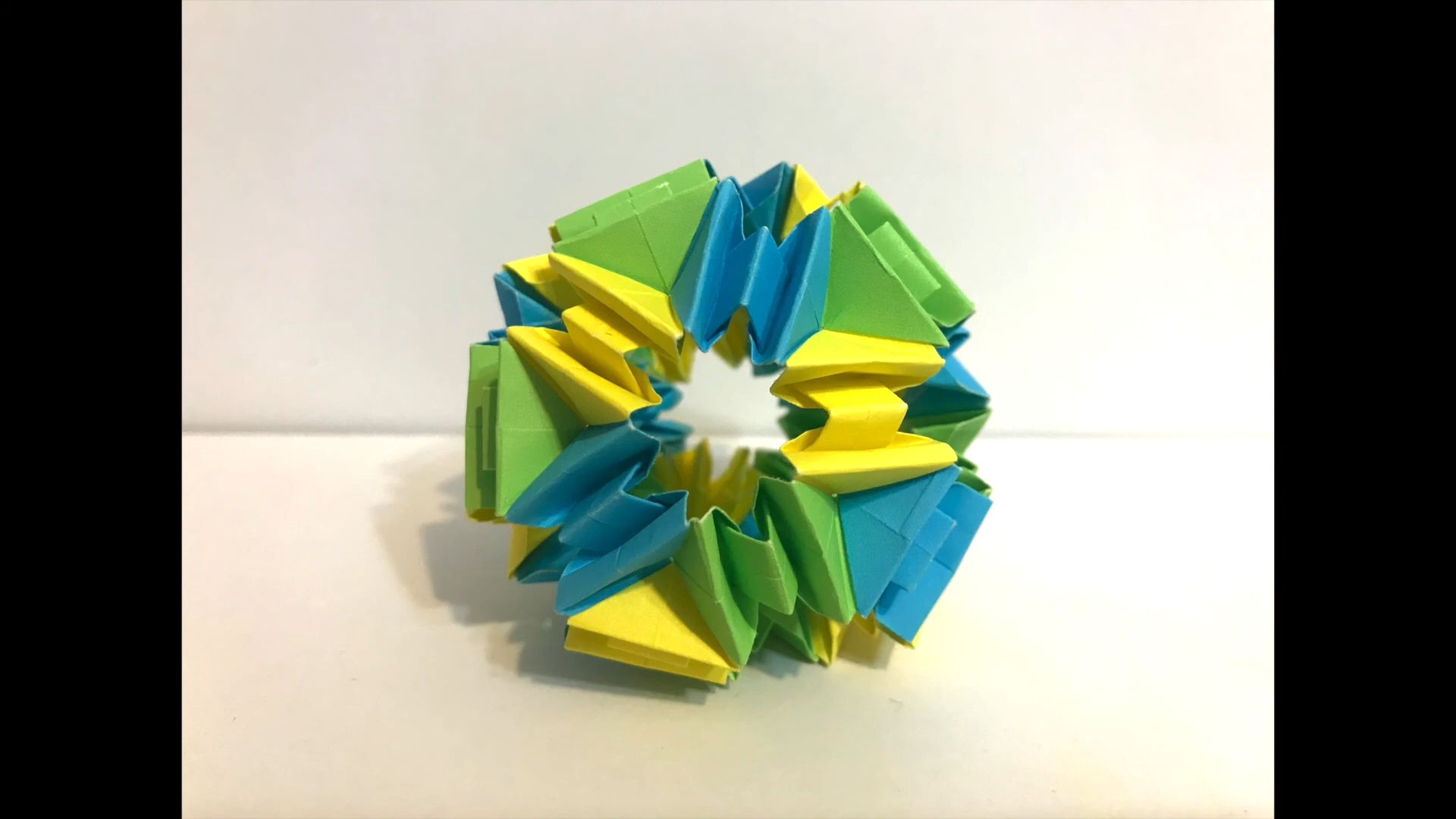 【origamiexplosion】丝带折纸花球制作教程ibbon~ origami kusudama