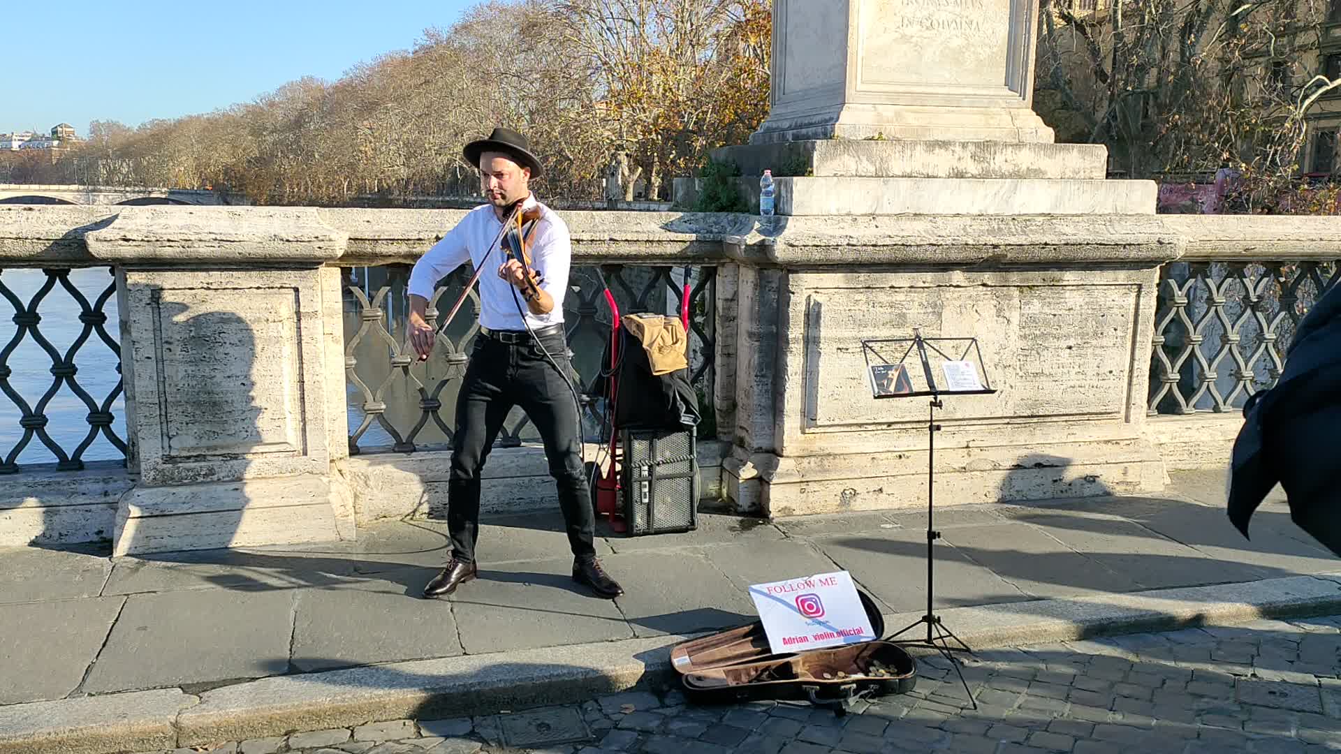 活动作品shapeofyou罗马街头小提琴演奏