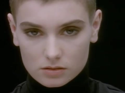 [图]Sinéad O'Connor - Nothing Compares 2U