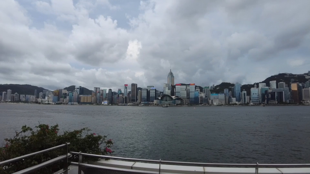 香港维多利亚港的白天