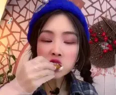 Download Video: 清山美食合集!   她的自制美食~