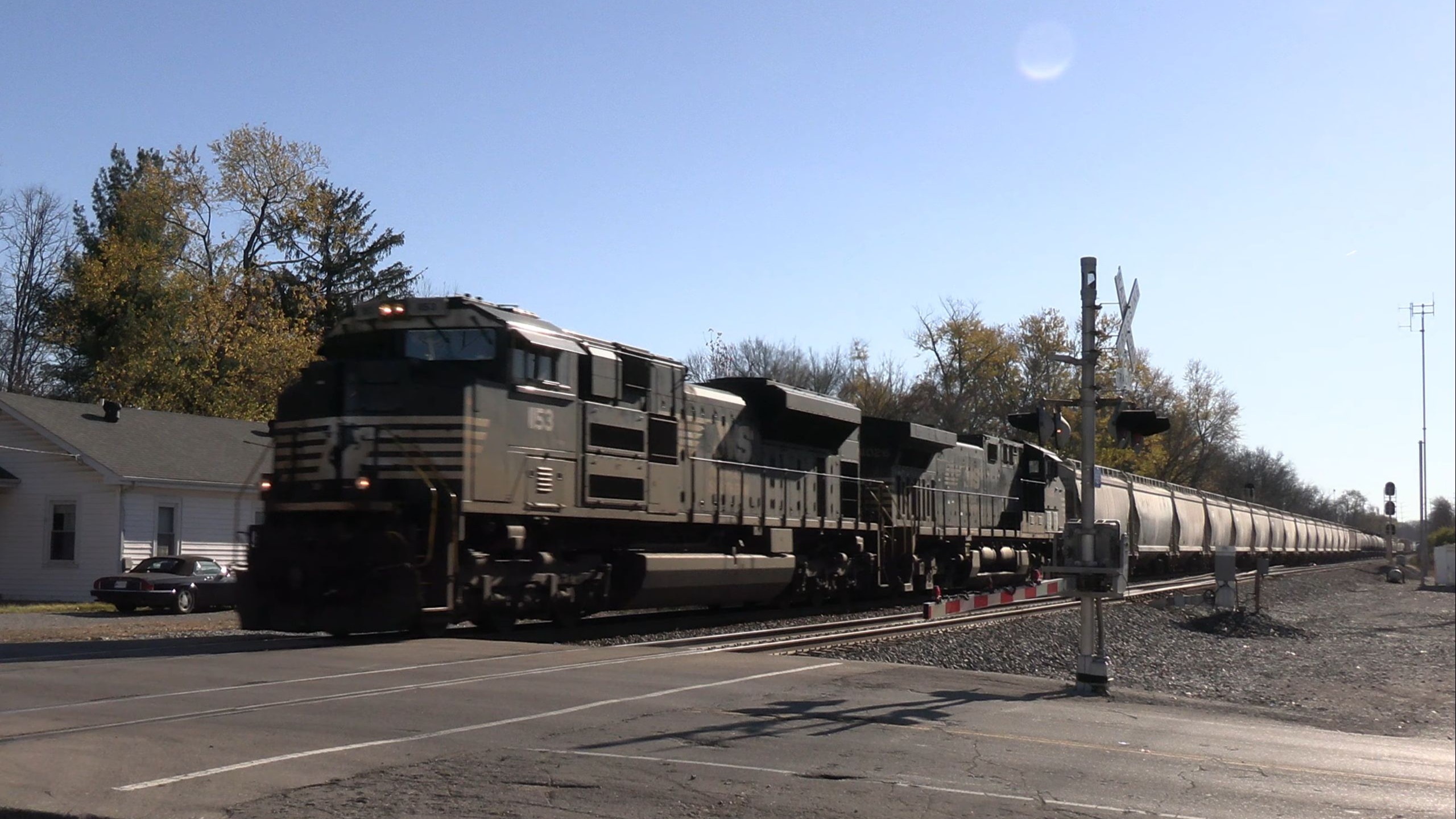 norfolk southern emd sd70ace northbound grain train