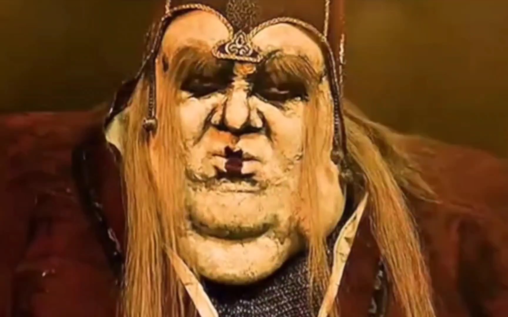 这公公长的可真奇葩,哪朝的公公尽然掉粪坑归西了.