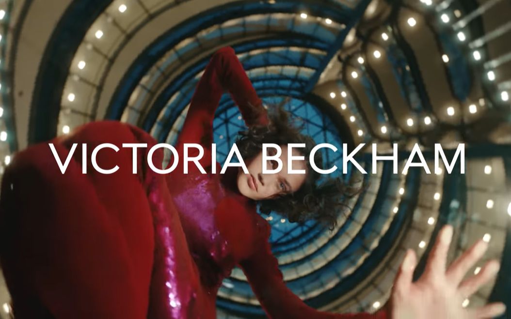 贝嫂同名品牌 Victoria Beckham 2022秋冬系列时装大片哔哩哔哩bilibili